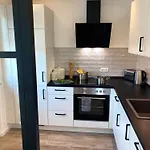 Penthouse - Zentral Und Genial Pasawa
